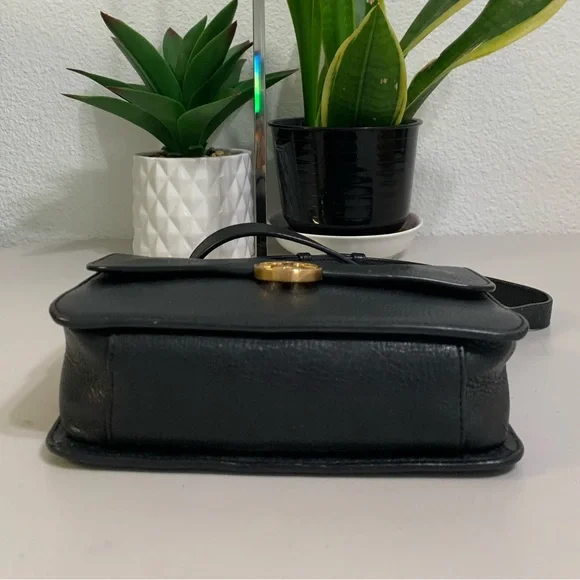 💕👜 TORY BURCH Chelsea Black Crossbody Bag - Picture 8 of 13